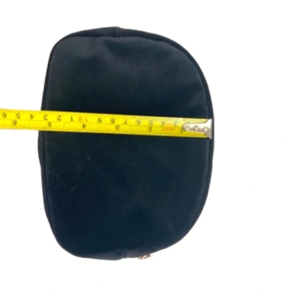 Lululemon go getter pouch in black velour